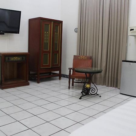 Hotel Concierge Plaza Colima Exterior photo